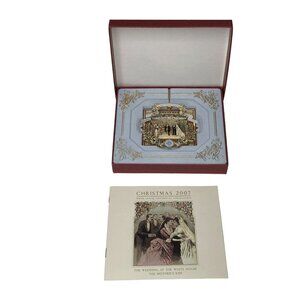 The White House Historical Assoc Christmas 2007 Ornament Booklet Wedding Holiday